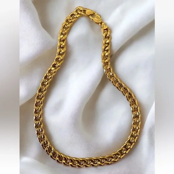 ***SOLD*** Italy 14k Gold 8mm Curb Link 16” Chain Necklace GORGEOUS! - Picture 6 of 12